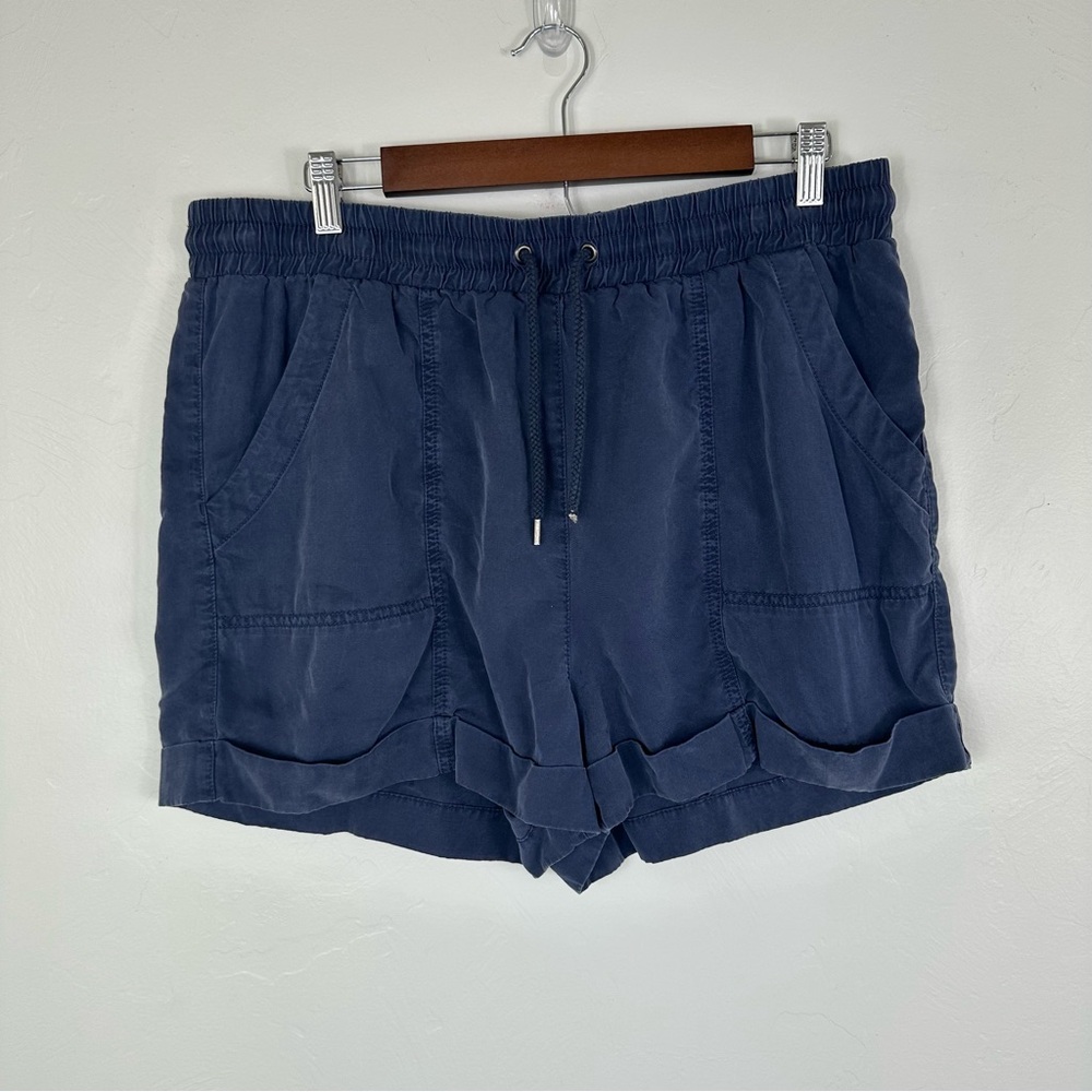 Universal Thread Blue Drawstring Pocket Shorts L - image 1